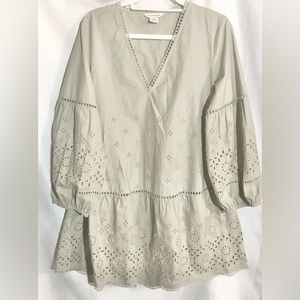 Club Monaco Gray Eyelet Dress Babydoll V Neck Ladder Lace Puff Sleeves Trending